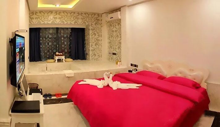 汤屋大床房