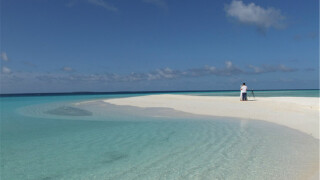 下个月去马尔代夫度蜜月,推荐哪个岛比较好呀