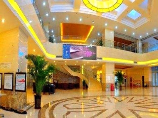 新疆旅游跟團(tuán)多少錢_新疆旅游花費(fèi)一般多少_新疆自由游價(jià)格多少