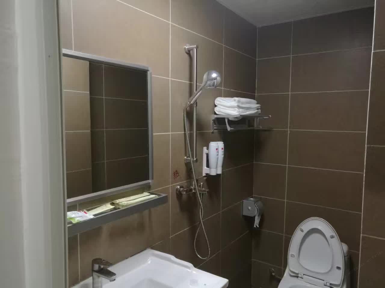 标准大床房