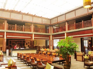 麗江瀘沽湖跟團(tuán)游與自由行_麗江瀘沽湖游組團(tuán)_去麗江瀘沽湖旅游多少錢(qián)