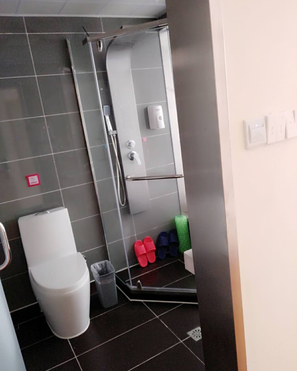 精选大床房