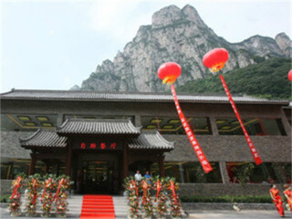 六月至云台山-龙门石窟-少林寺旅游_云台山-龙门石窟-少林寺特价旅游团报价_云台山-龙门石窟-少林寺旅游六日