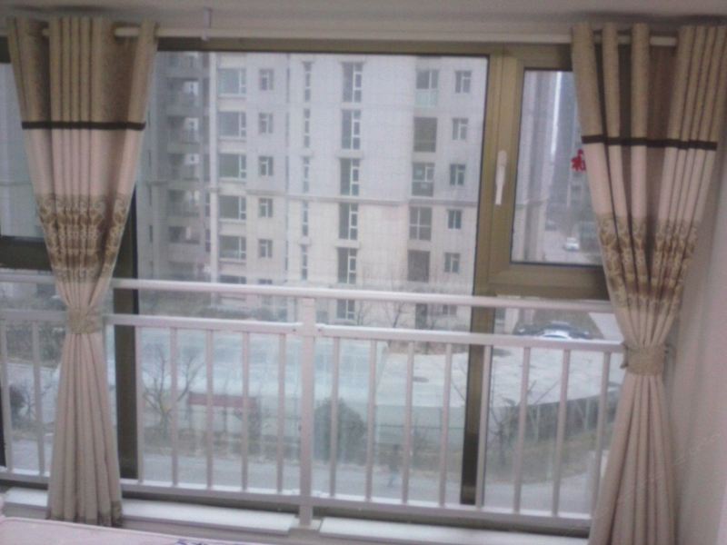hotelPic