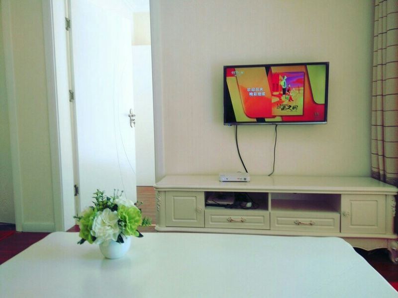 hotelPic