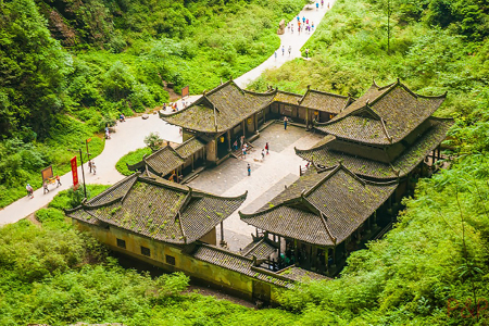 <重庆-武隆天坑三硚-龙水峡地缝1日游>提前选座、专属助理、含天坑地缝门票、特色午餐、电子讲解卡、纯玩直达
