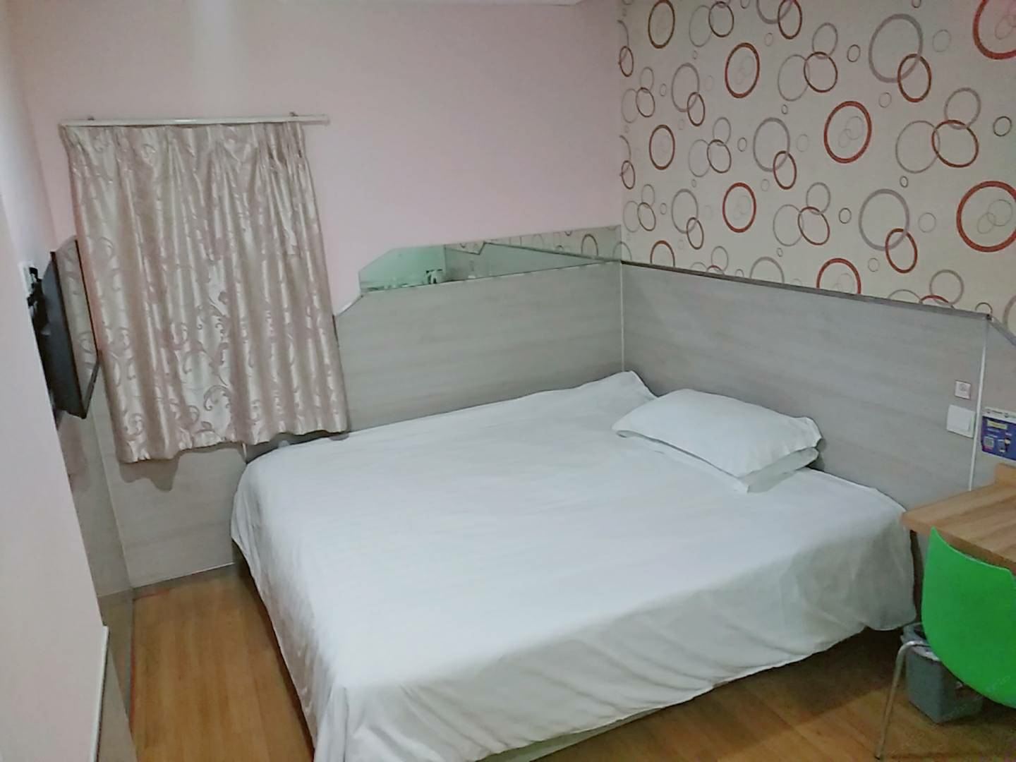 商务大床房A(无窗)