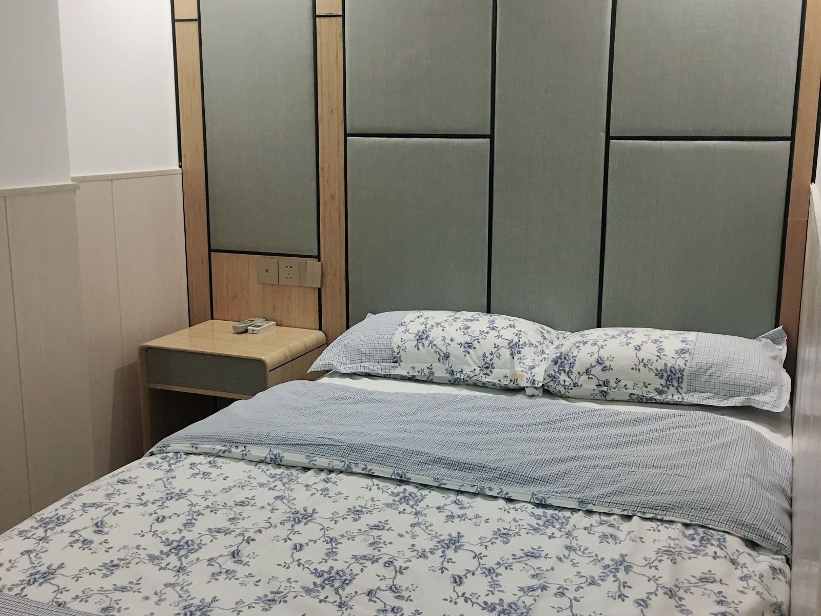 舒适大床房