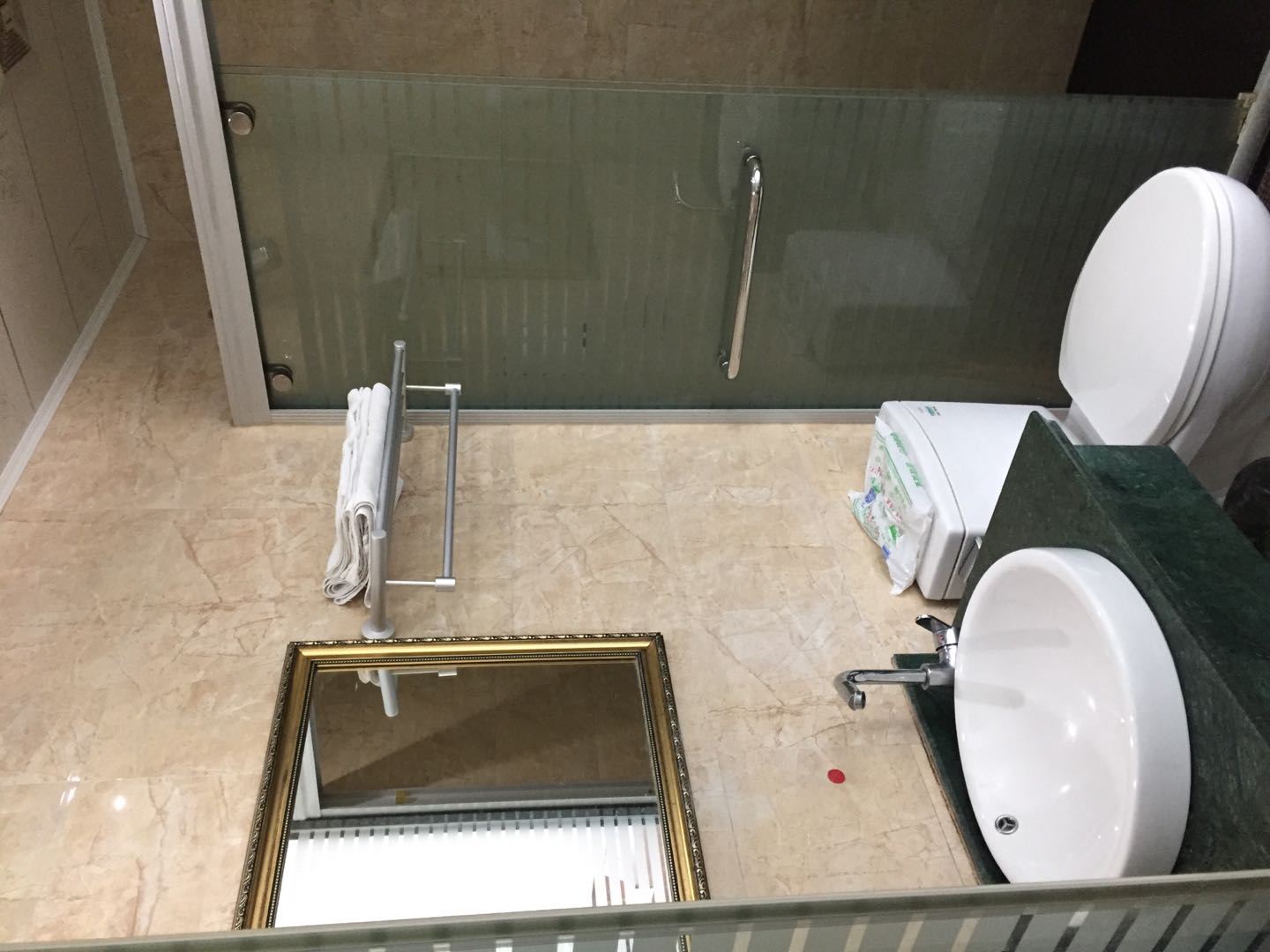豪华双床房