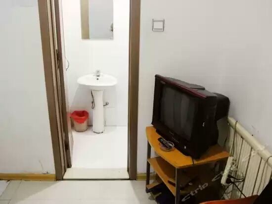 标准大床间
