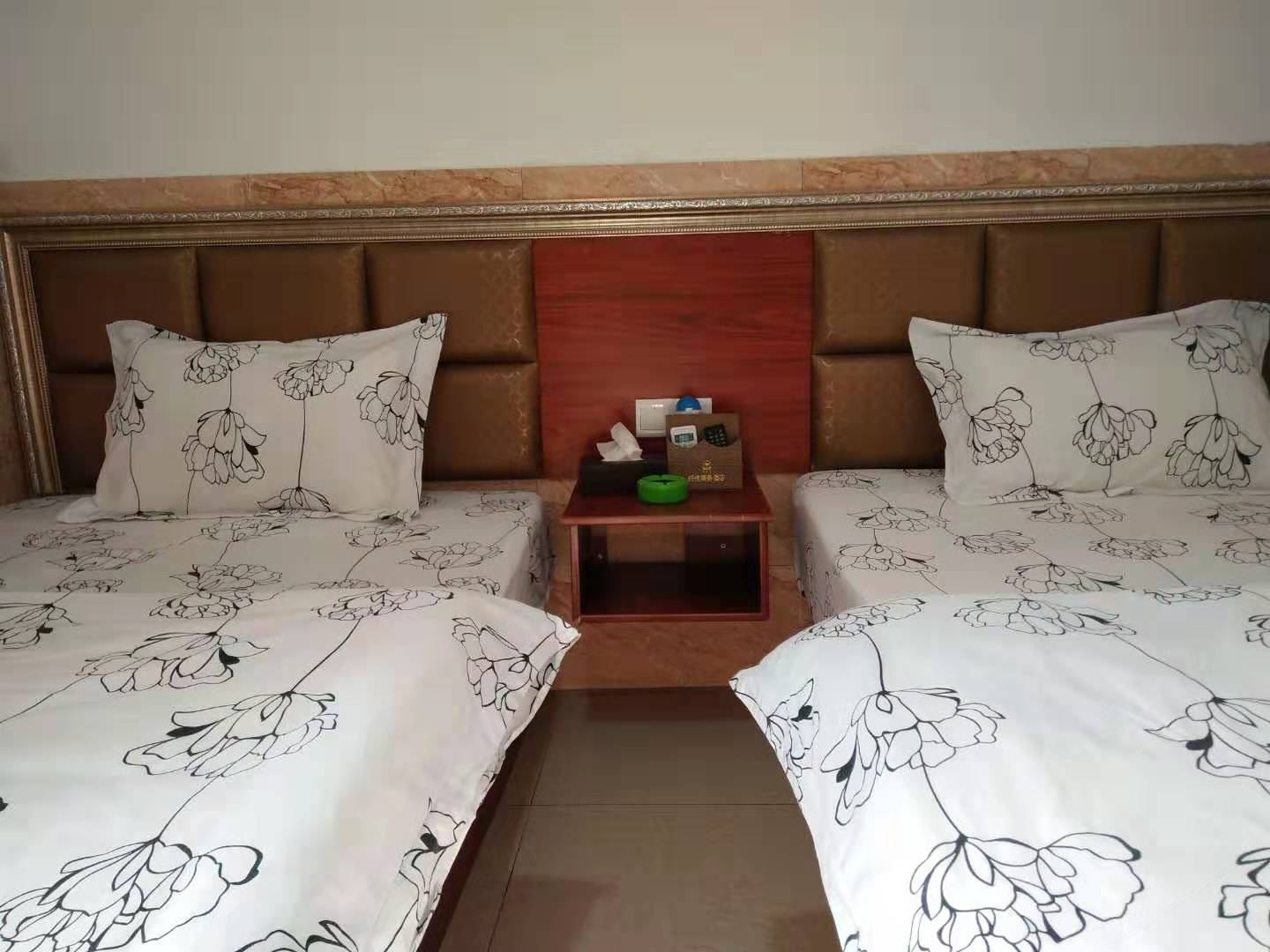 标准双床房