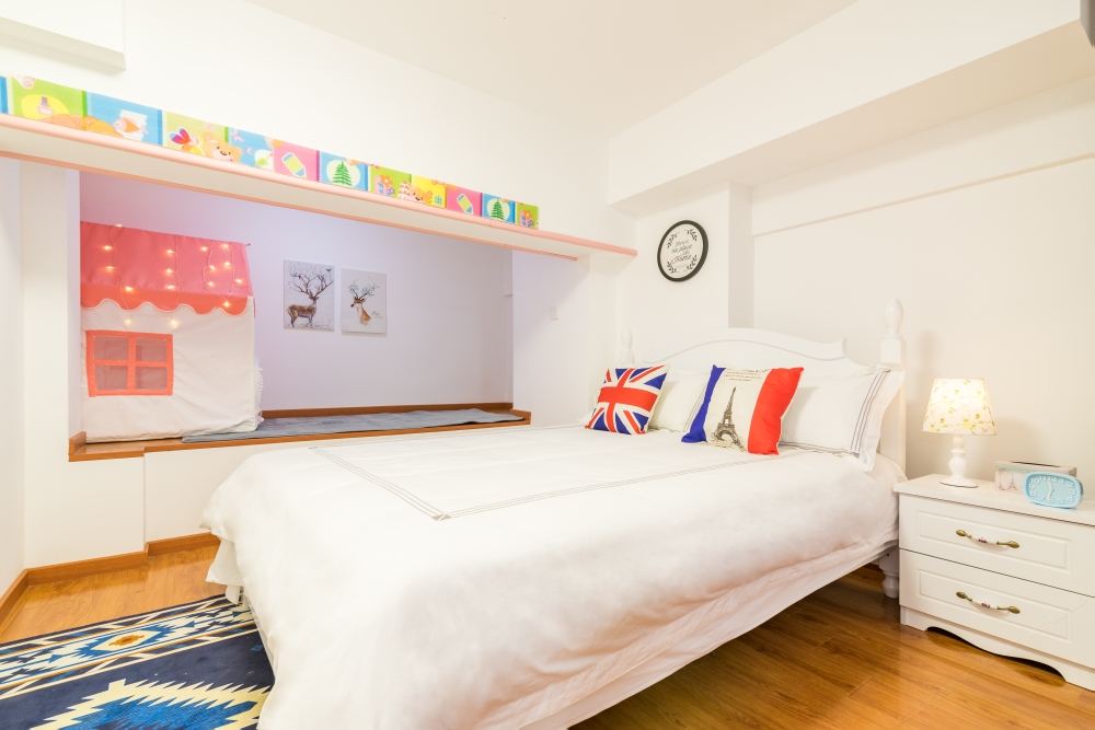 家庭复式两室一厅套房