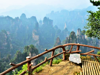 張家界游花多少錢_張家界旅行跟團(tuán)_張家界5天自由行多少錢