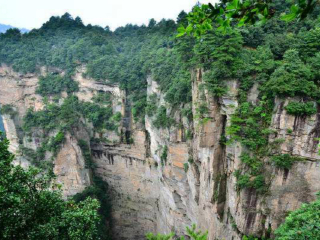 張家界游花多少錢_張家界旅行跟團(tuán)_張家界5天自由行多少錢
