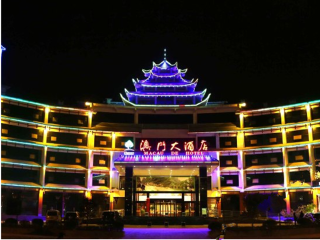 貴州黃果樹瀑布自由行旅游團(tuán)_跟團(tuán)貴州黃果樹瀑布旅游價(jià)格表_貴州黃果樹瀑布旅游大概多少錢