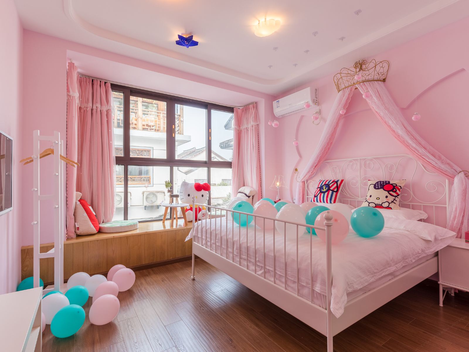 HelloKitty·可爱大床房