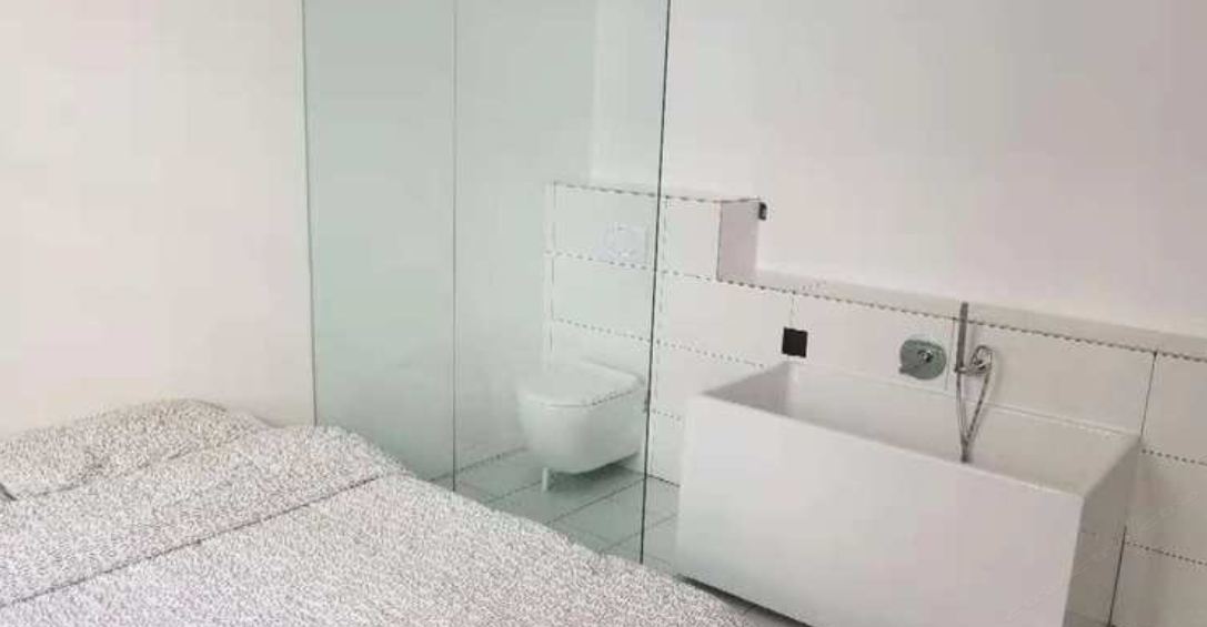 经济大床房