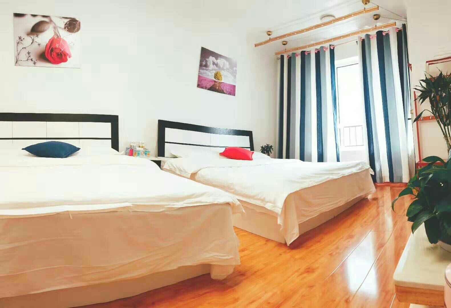 豪华双人间(公共卫浴)