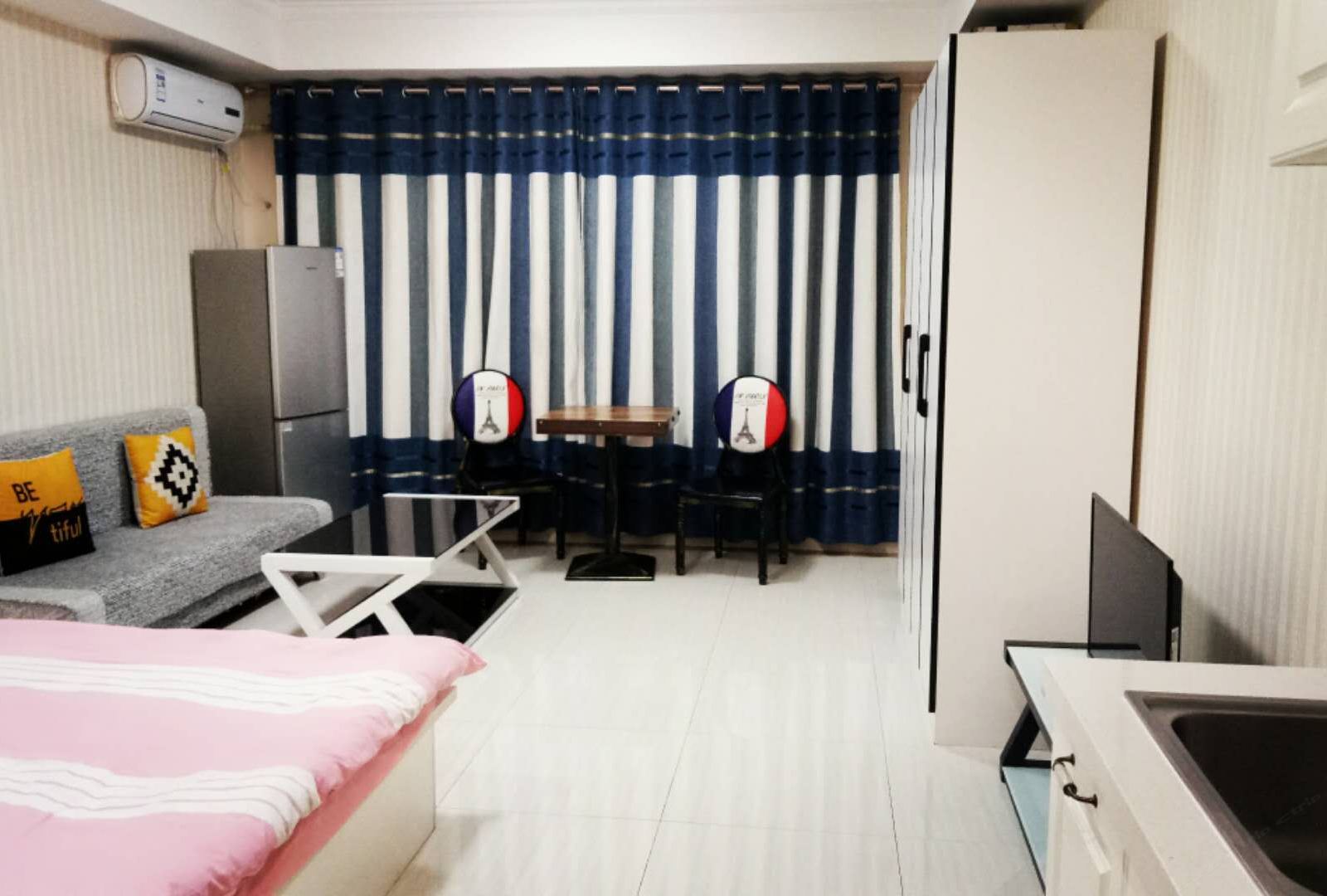 浪漫大床房