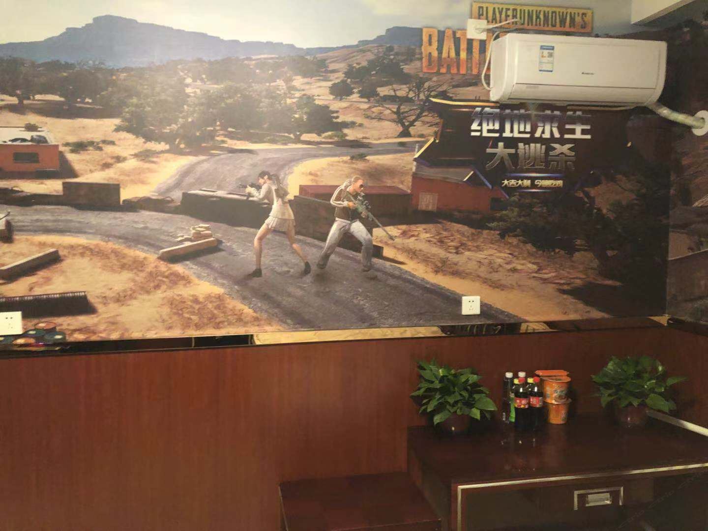 吃鸡主题电竞大床房