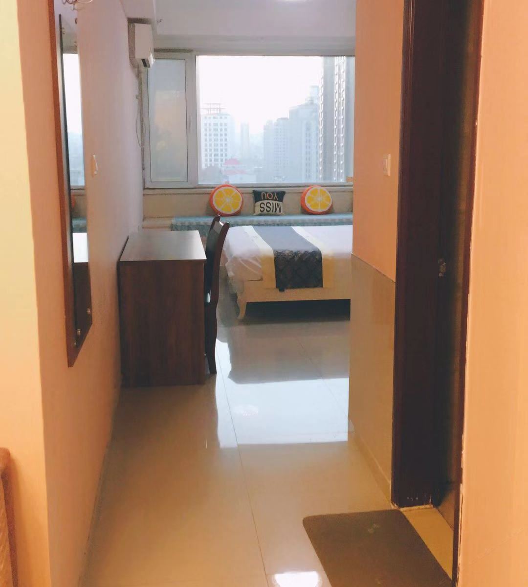 高级市景大床房