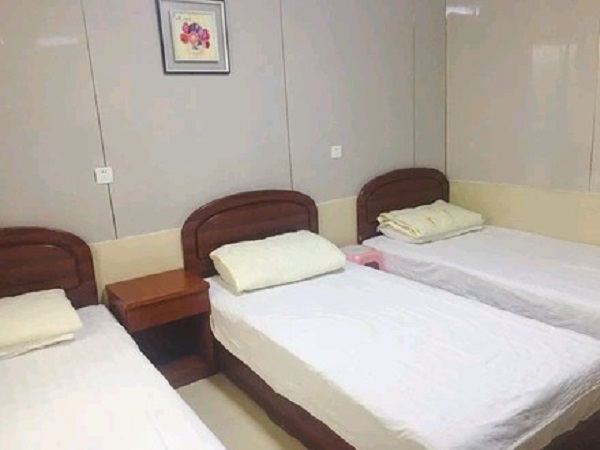 三人间