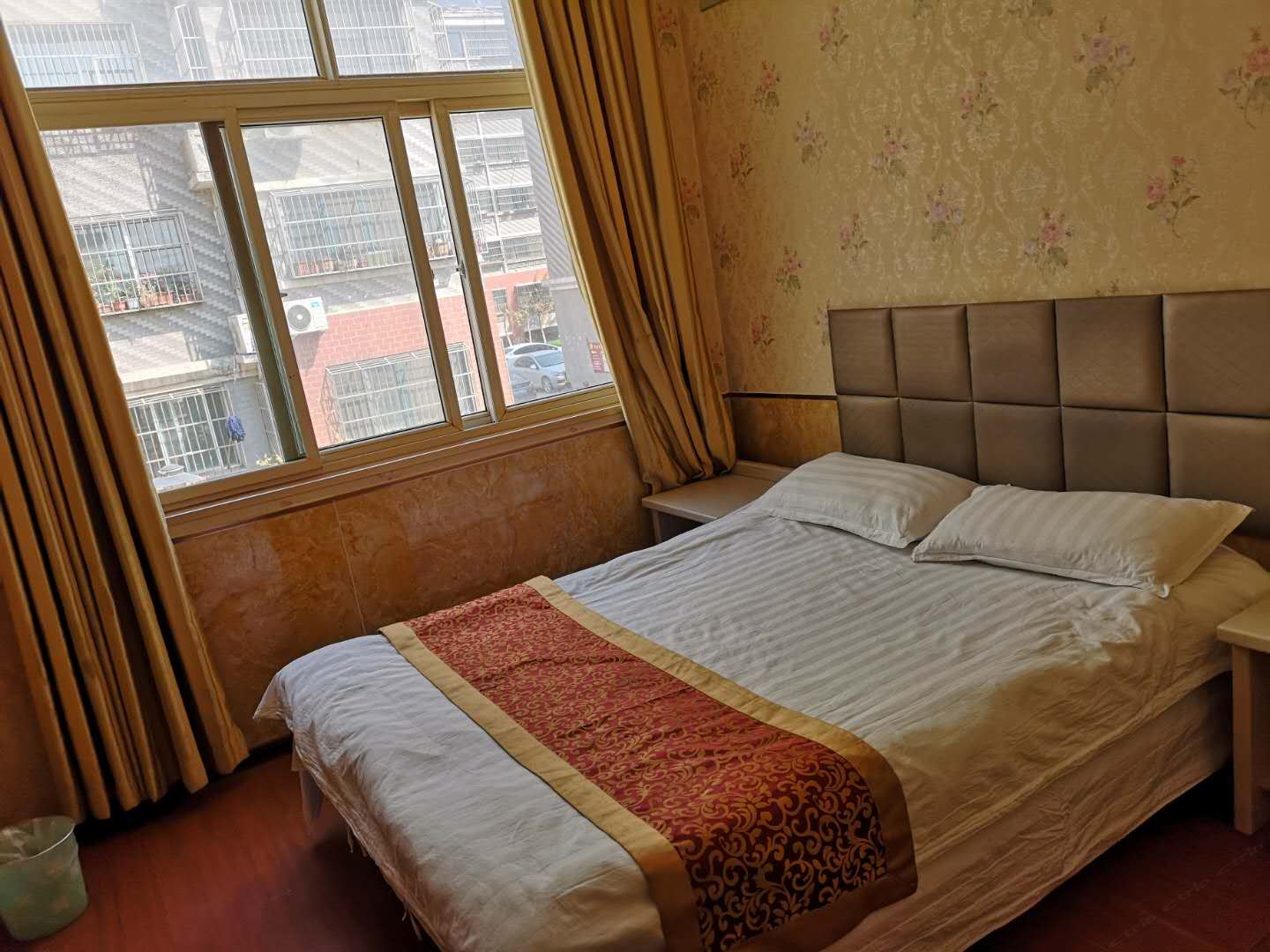 特惠大床房