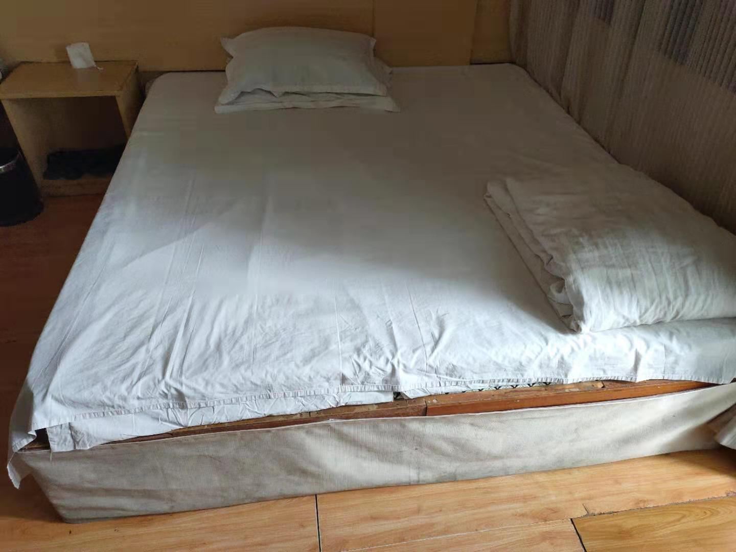 标准大床房