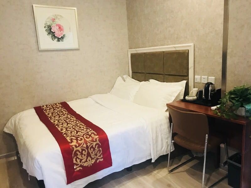 特价大床房(公共卫浴)