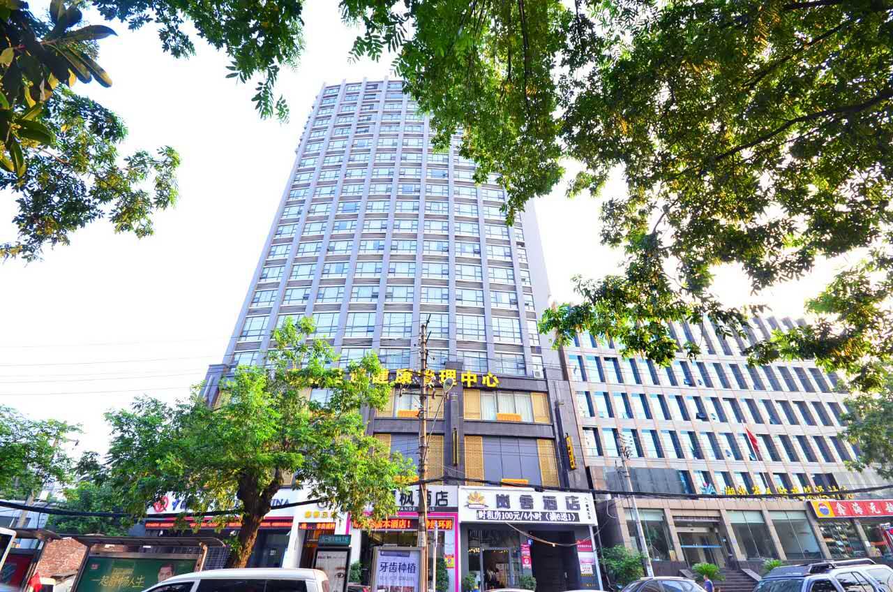 岚舍酒店(武汉大学八一路街道口店)