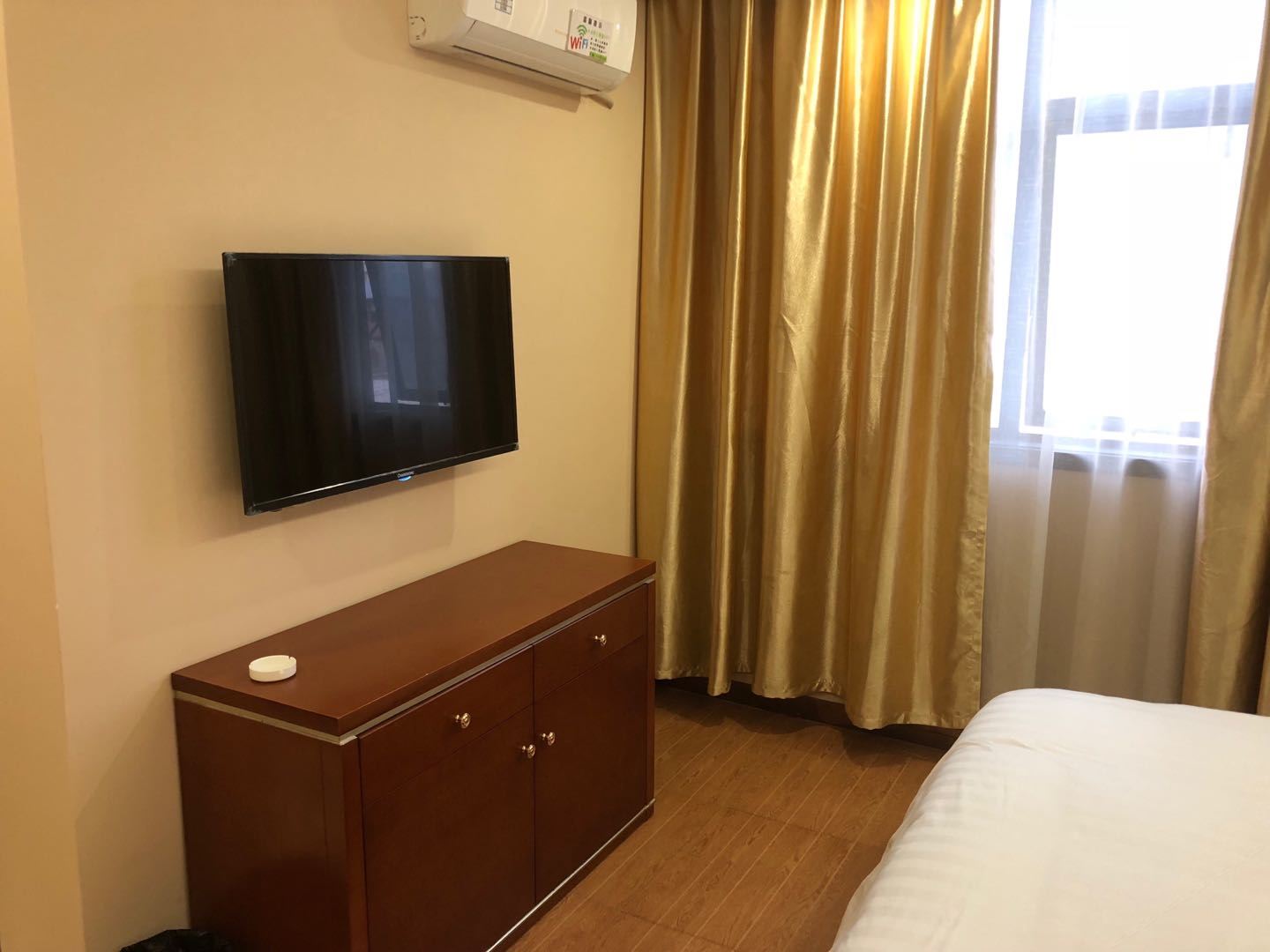 特惠大床房