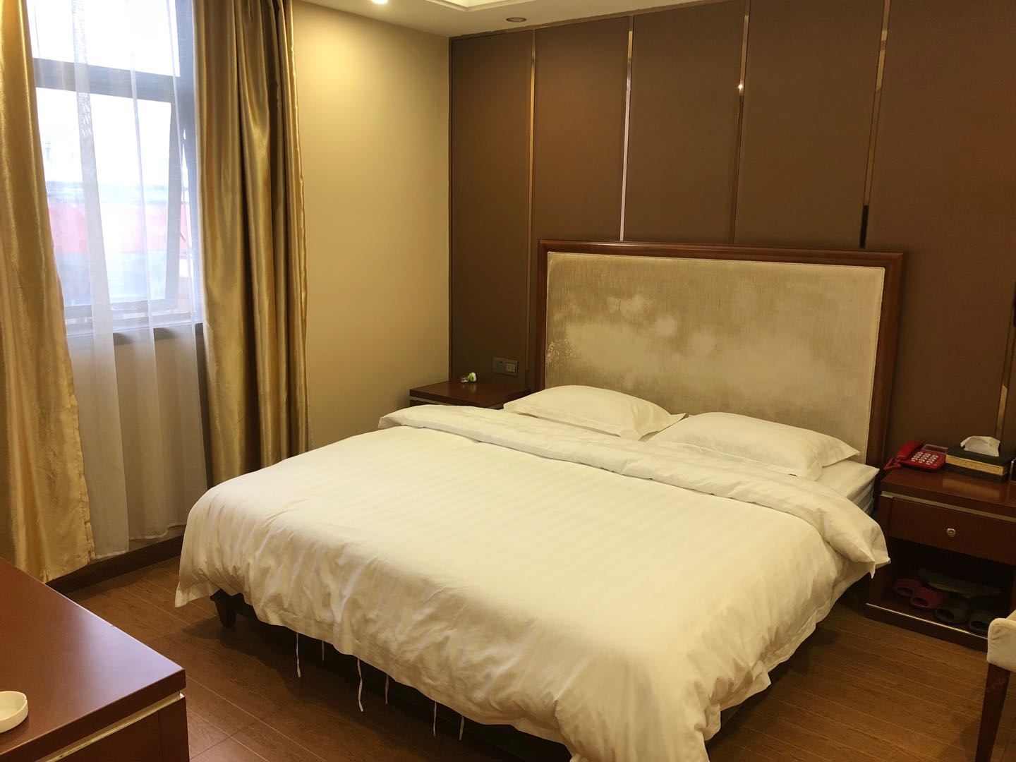 特惠大床房