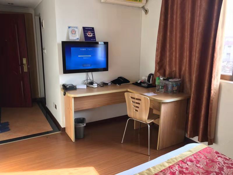 标准大床房