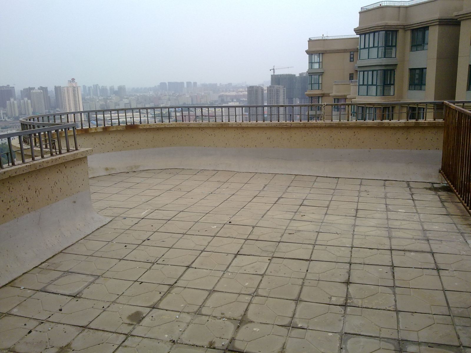 郑州罗马假日酒店公寓
