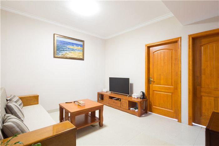 hotelPic