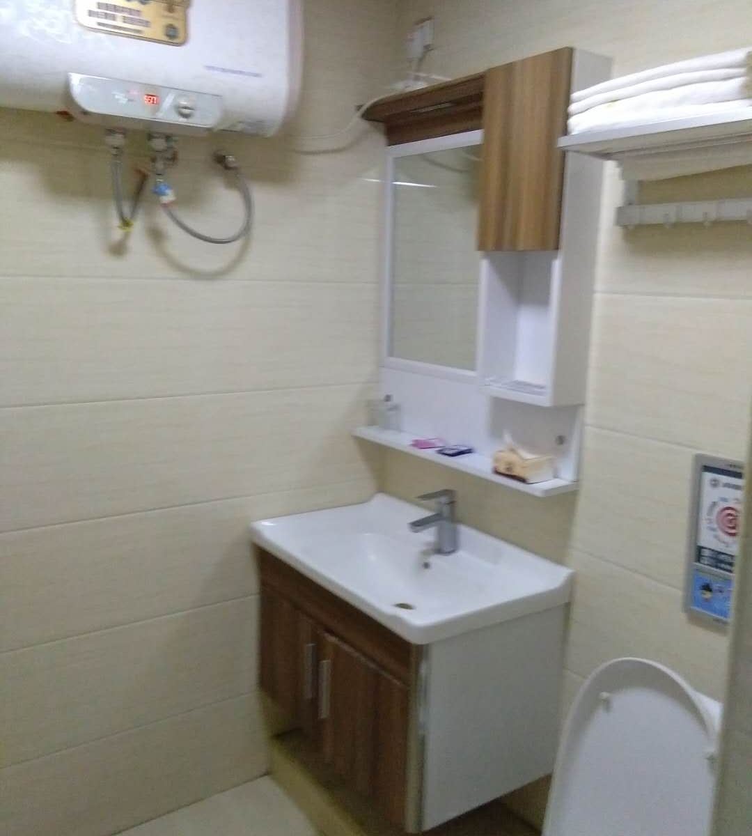 豪华大床间