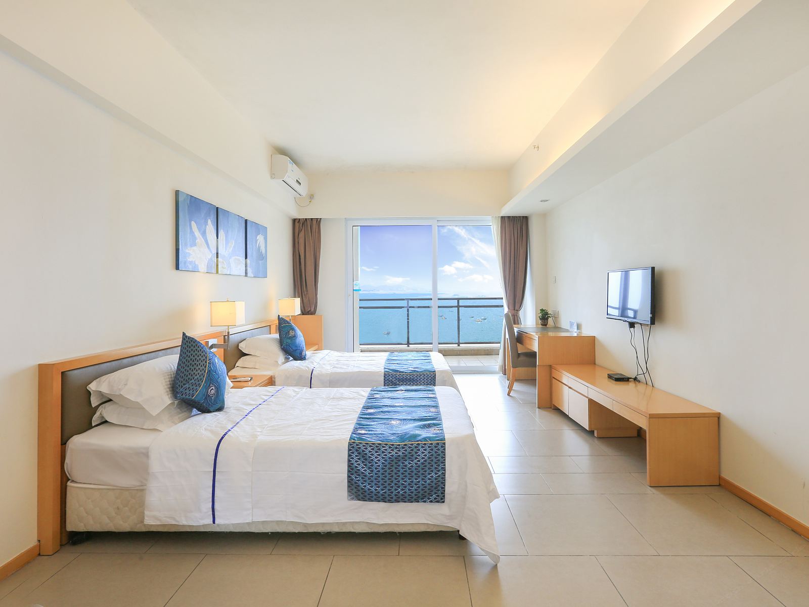 正面海景双床房