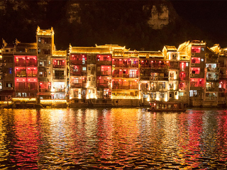 貴州旅游費(fèi)用_現(xiàn)在去貴州旅游多少錢(qián)_貴州九月旅游