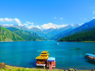 到新疆旅游多少錢(qián)_去新疆報(bào)團(tuán)多少錢(qián)_新疆自由行旅游團(tuán)