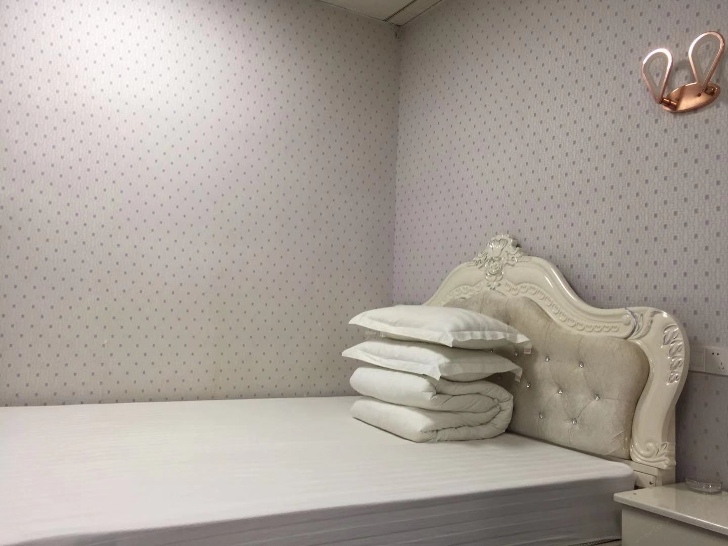 豪华大床房