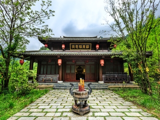 湖北武當(dāng)山旅游大約多少錢_湖北武當(dāng)山旅行跟團(tuán)_去湖北武當(dāng)山靠譜的旅行團(tuán)