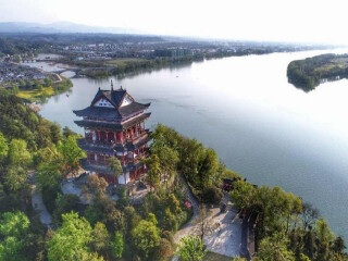 去湖南張家界游怎么省錢_湖南張家界2人旅游需要多少錢_8月湖南張家界旅游