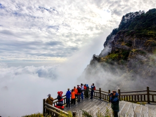 湖北武當(dāng)山旅游大約多少錢_湖北武當(dāng)山旅行跟團(tuán)_去湖北武當(dāng)山靠譜的旅行團(tuán)