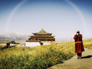 到西寧旅游_西寧游花多少錢_西寧高端品質(zhì)旅游團