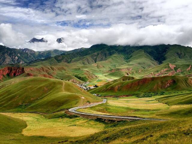 <西宁+塔尔寺+青海湖+茶卡盐湖+祁连卓尔