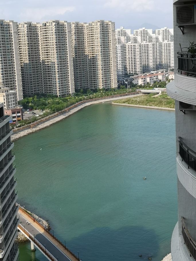 豪华园景双床房