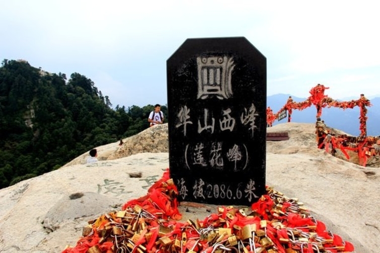 去西安旅游,玩主要景点的话几天合适?行程怎么