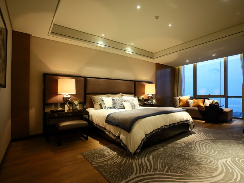 hotelPic