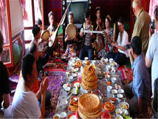 去新疆旅游多少錢_跟團新疆游價格_旅行團新疆游