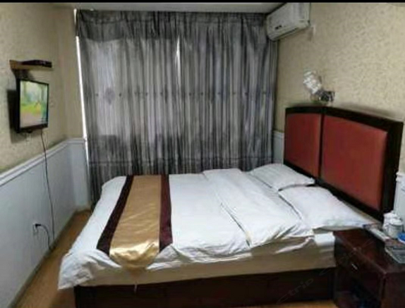 舒适大床房